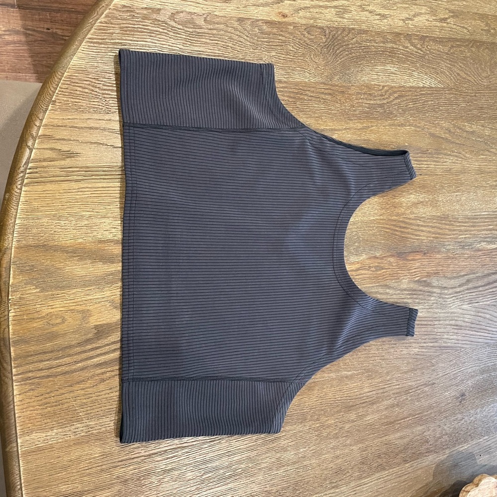 Lululemon ribbed crop top sz14